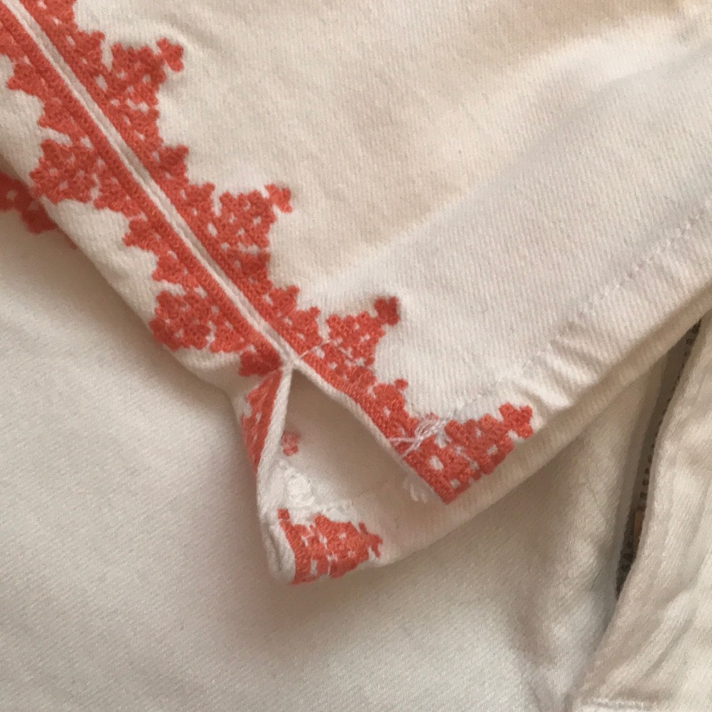 White jeans - Picture 8 of 8